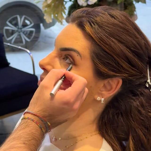 Quando trucco e capelli vanno d'accordo alla perfezione, sei pronta per qualsiasi occasione. ✨